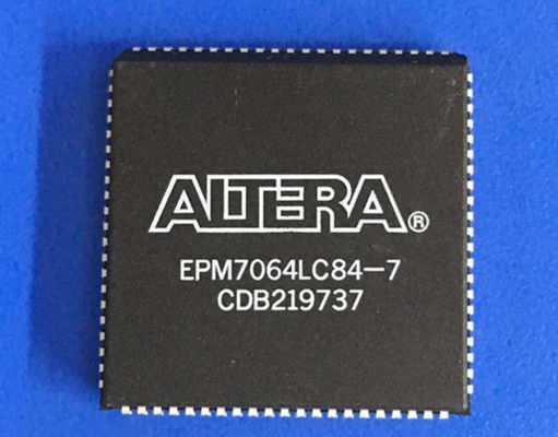 Professional CPLD Chip EPM7064LC84-7 IC CPLD 64MC 15NS 44PLCC