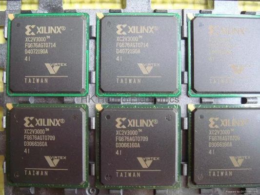 XC2V3000-4FG676I IC Memory Chip IC FPGA 484 I/O 676FBGA DRAM Interfaces
